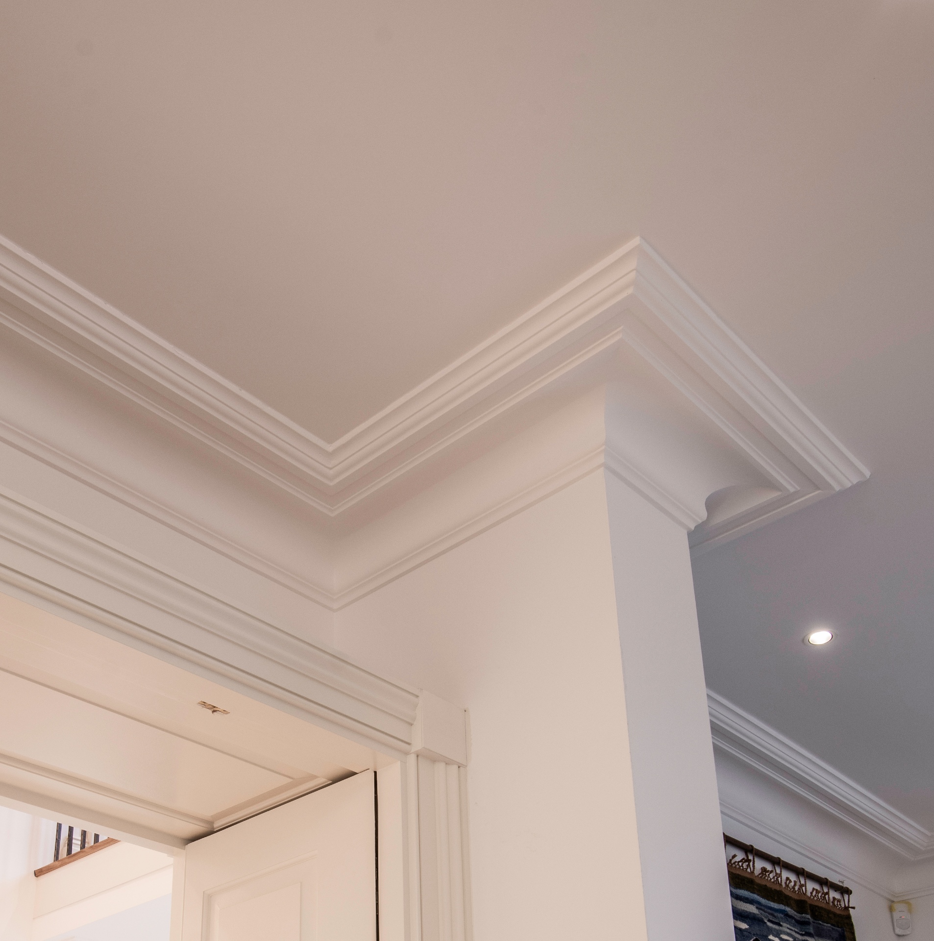 angelgate cornice in situ